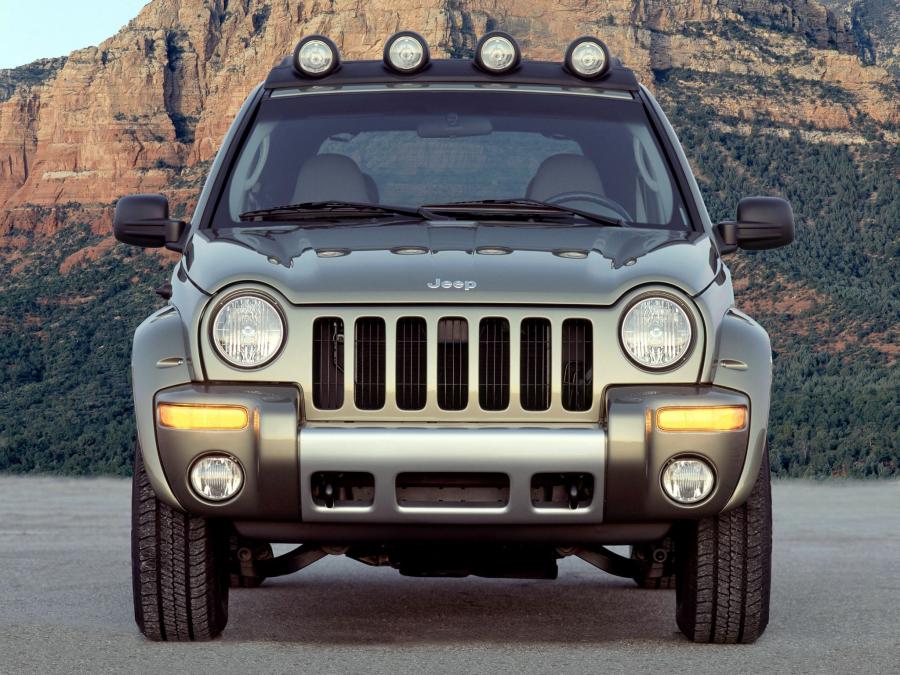  Jeep Liberty Renegade 2002 года  (фото 10 из 12)